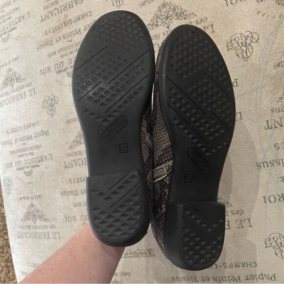 Aerosoles Women’s Sophia Boots Natural Snake Print Size 7 - Picture 6 of 8